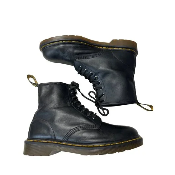 Dr Martens 1460 Black Leather 8-Eye Boots Mens 9 Womens 10 AirWair Sole 42 - Picture 9 of 10